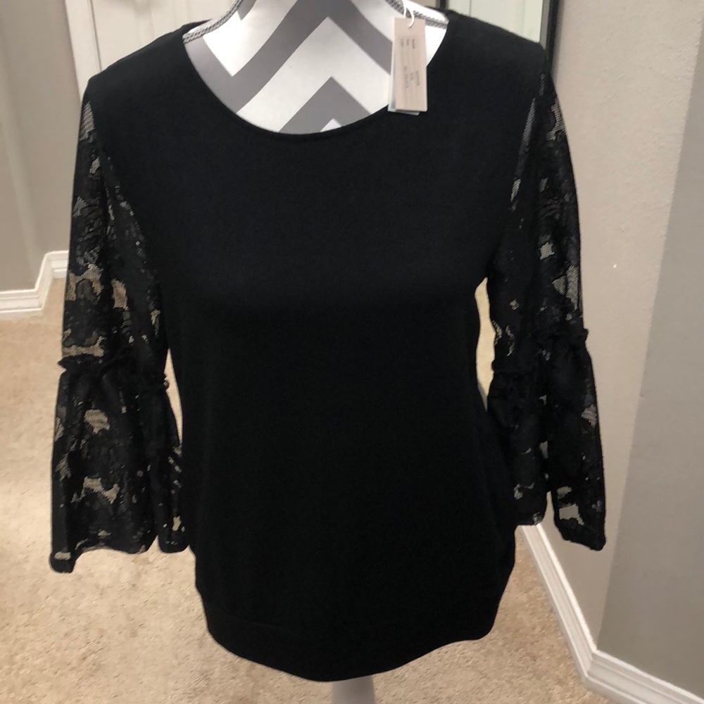 Black Top with lace sleeves